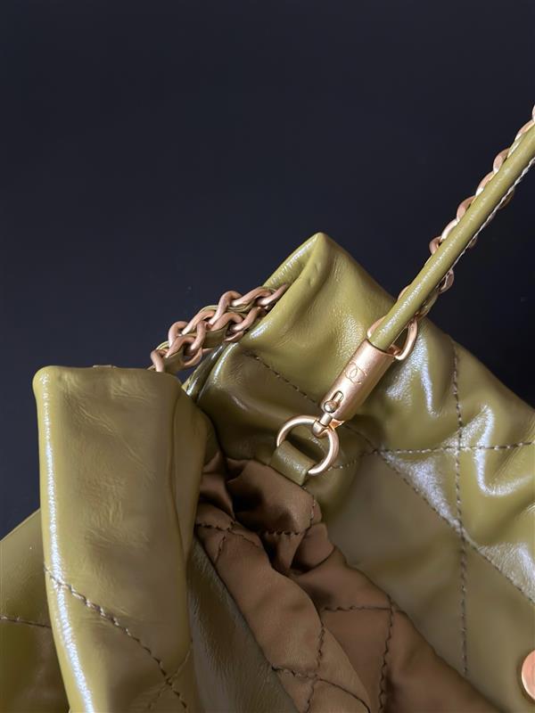 2026127215211803 600